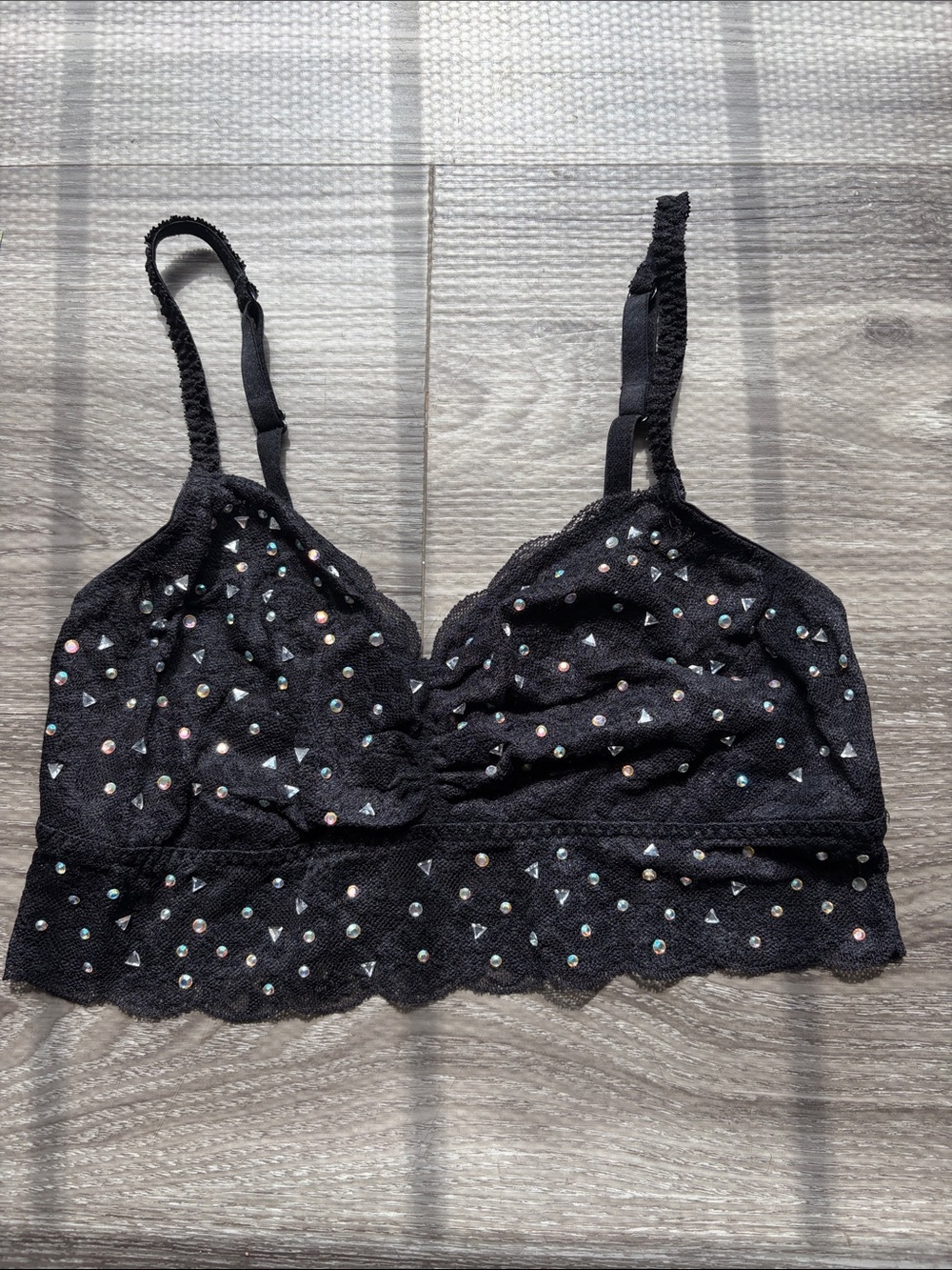 Victoria's Secret Black Delicate Lace Bralette with Sparkling Studs Medium